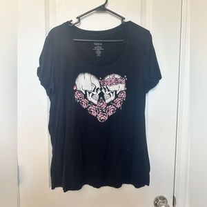 Torrid Graphic T-Shirt Size 1X / 1